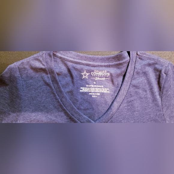 WOMEN'S COWBOYS FOOTBALL Marita V-Neck T-Shirt (S, M, L or XL) - Picture 3 of 4